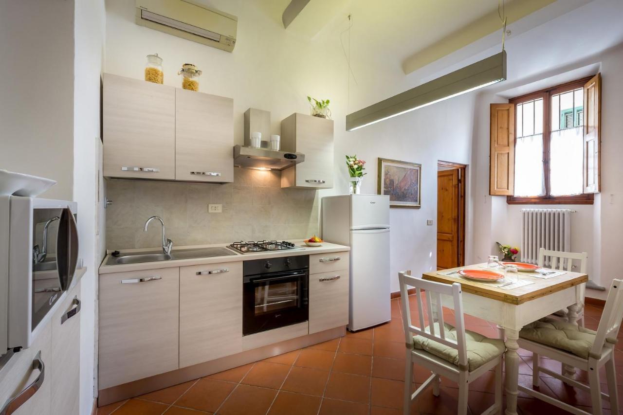 Classic Tuscany Apartments By Mmega ฟลอเรนซ์ ภายนอก รูปภาพ