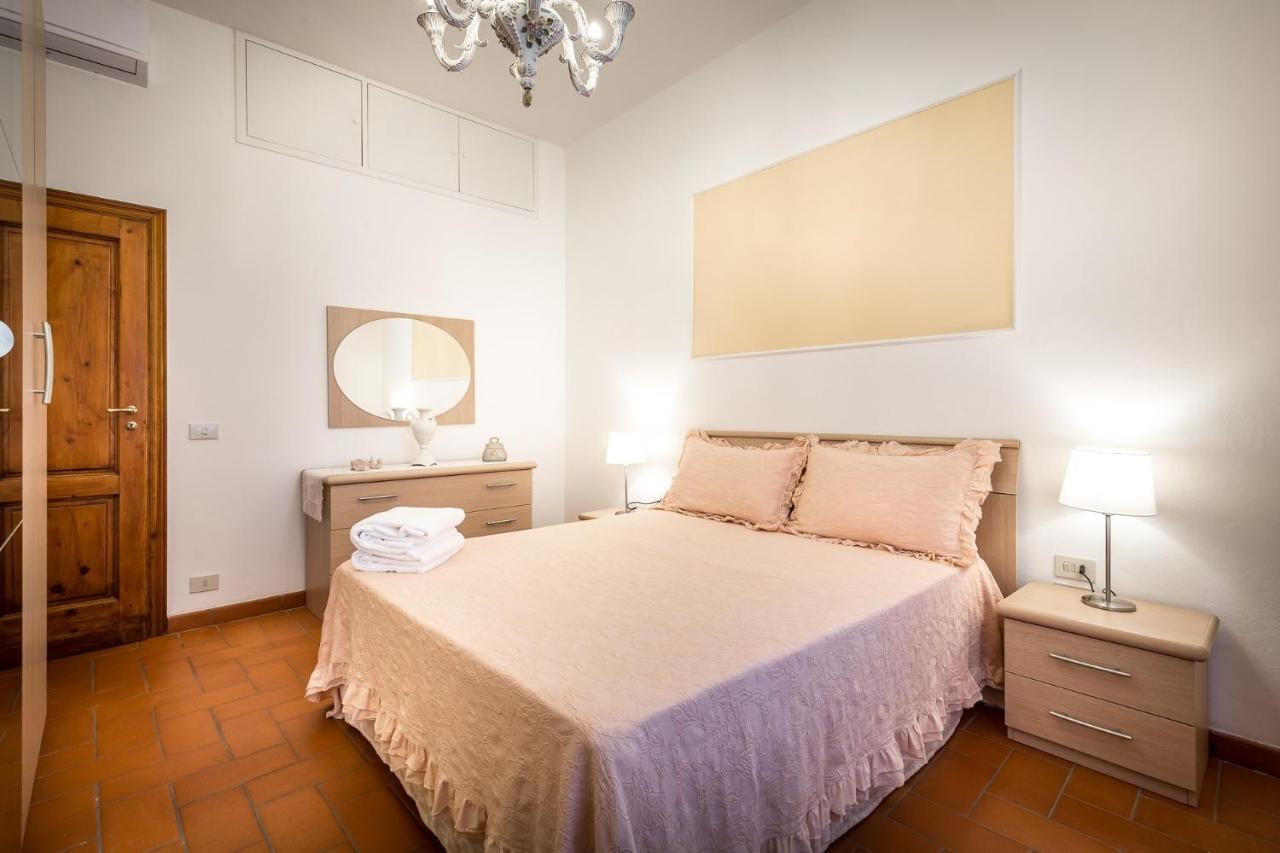 Classic Tuscany Apartments By Mmega ฟลอเรนซ์ ภายนอก รูปภาพ
